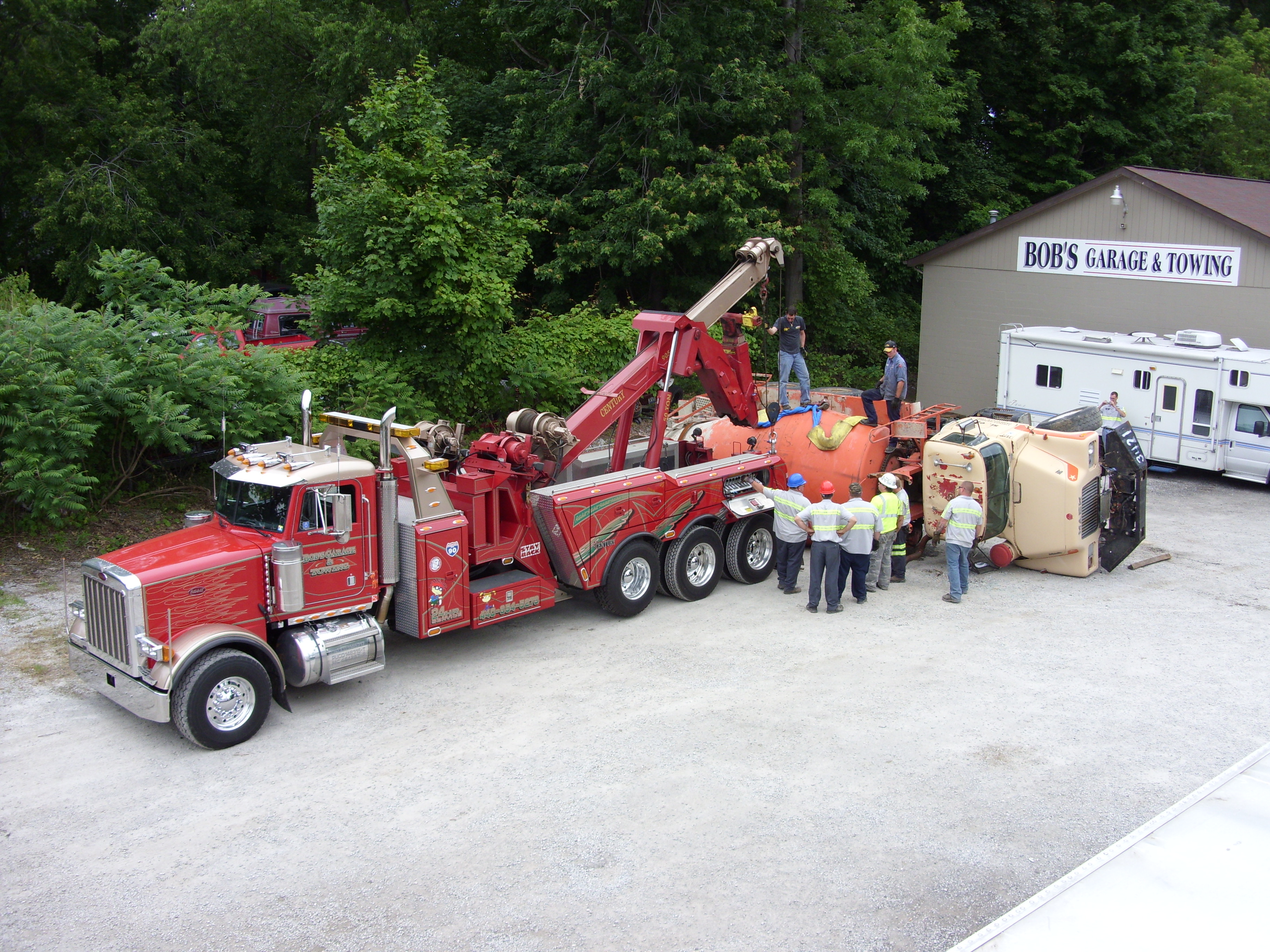 Bob's Garage & Towing