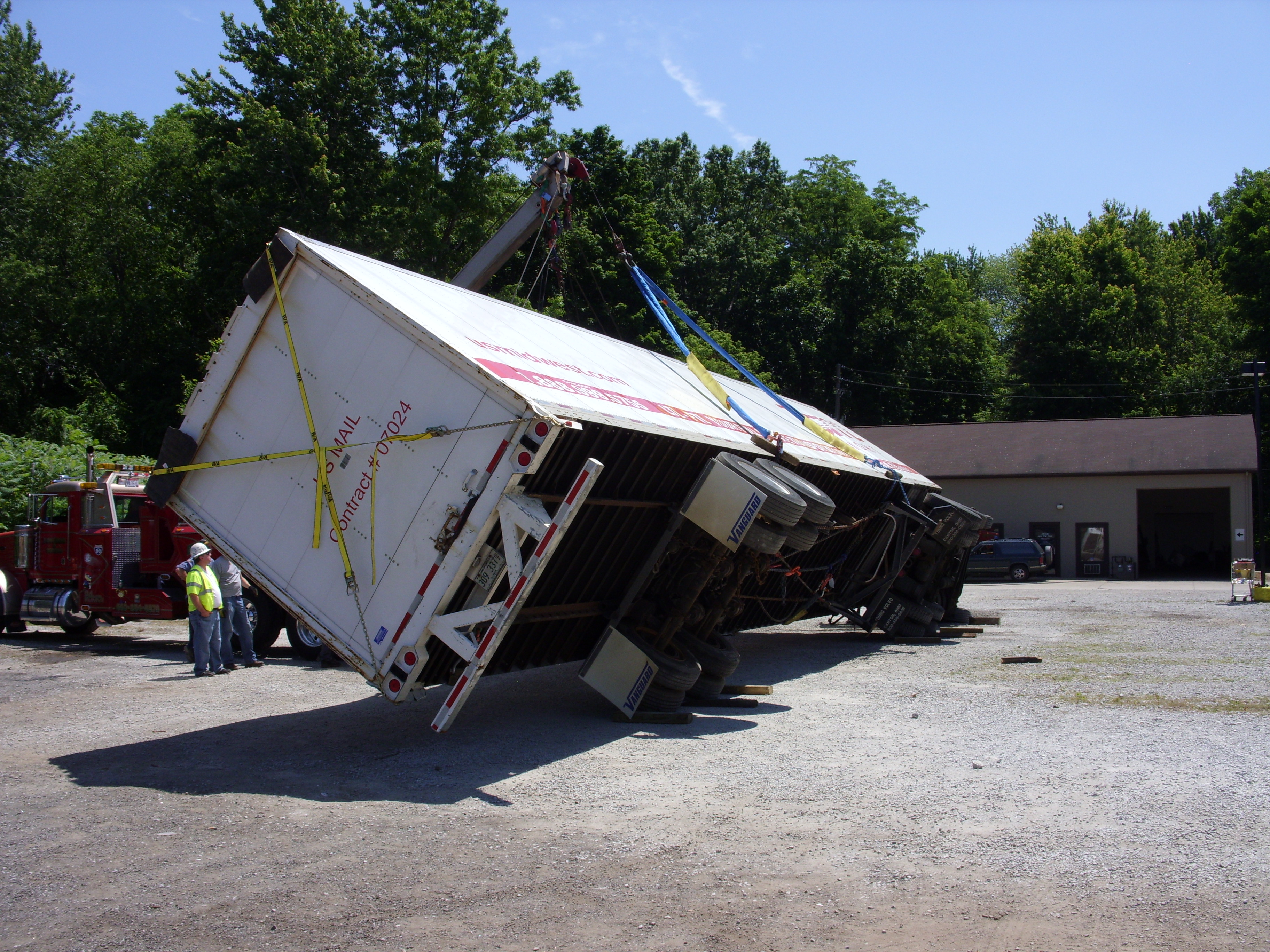 Bob's Garage & Towing